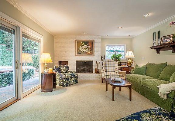 2nd image of 1170 Busch Garden Ct