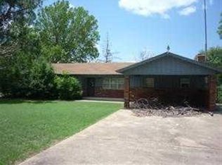281667 Meridian Heights Rd, Comanche, OK 73529