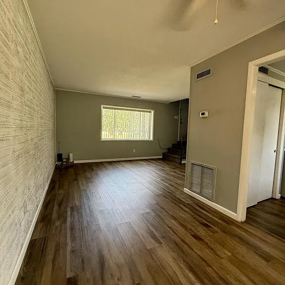 380 S Daleville Ave #F — Photo 6