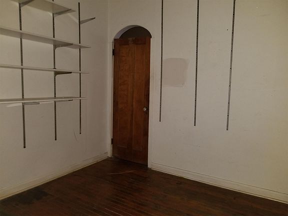 5th image of 1012 Harrington Ave #1