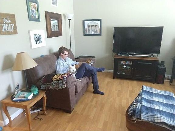 2nd image of 2702 Mary Ave