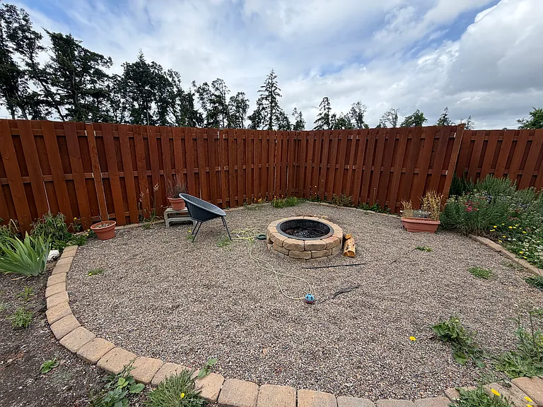 5135 Parkway Dr NE — Photo 20