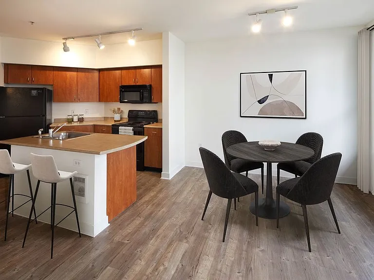 Classic Package I kitchen and dining room
