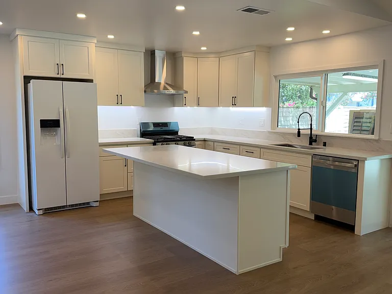 8390 Faust Ave — Photo 7
