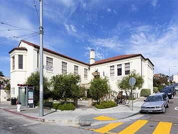 4th image of 2790 19th Ave Unit 4