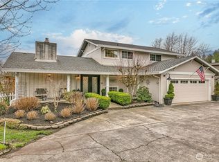 18302 45th St E, Lake Tapps, WA 98391
