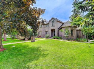 1591 Hampshire Cres, Mississauga, ON L5G4S9