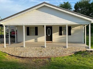 8017 W 300 S, Columbus, IN 47201