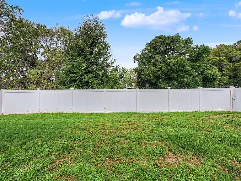 7918 Chestnut View Dr — Photo 20