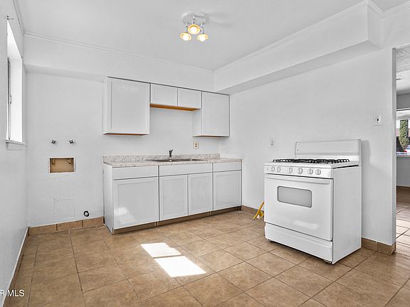 5th image of 5652 Kensington Cir