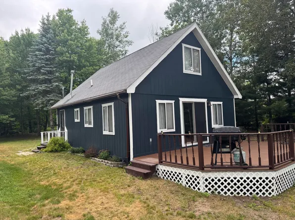 897 Springwood Dr, Prudenville, MI 48651