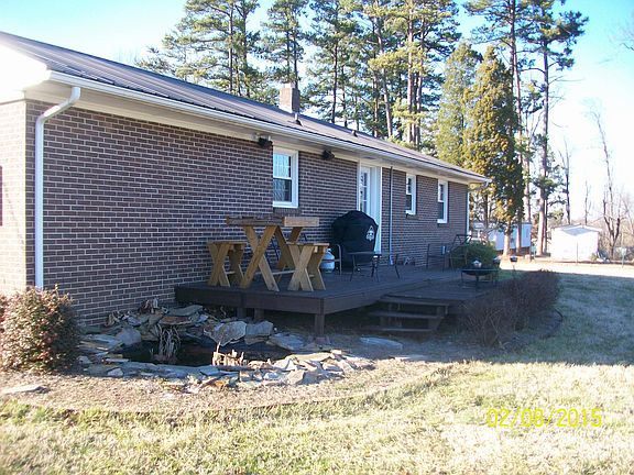 3rd image of 201 Phifer Cir