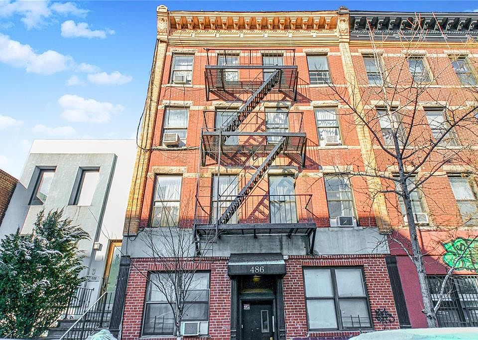 2nd image of 486 3rd Ave