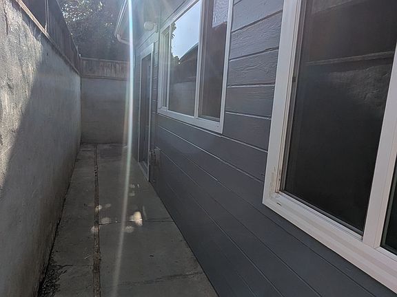 3rd image of 520 Sheridan Way #2