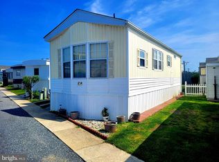 19 Middle Way Ln, Ocean City, MD 21842