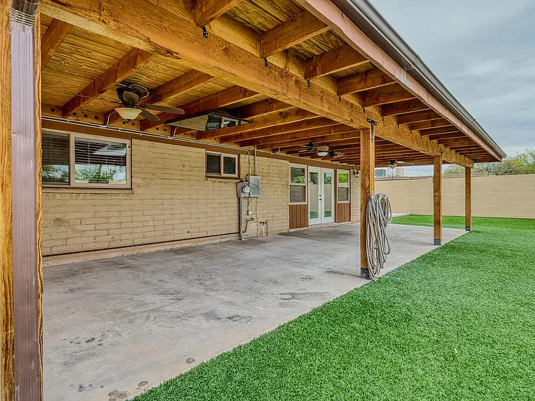 7000 E Brooks Dr — Photo 21