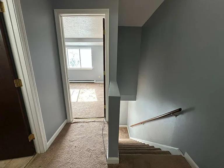 176 Lincoln St — Photo 14