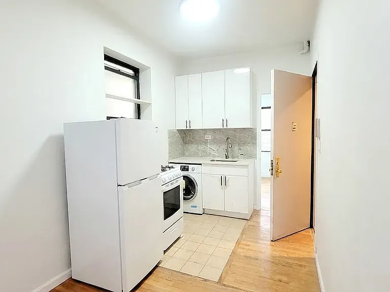 217 Avenue A #4F — Photo 7