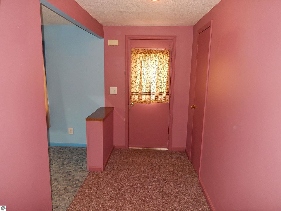 365 S Mill Station Rd, Whittemore, MI 48770 Zillow