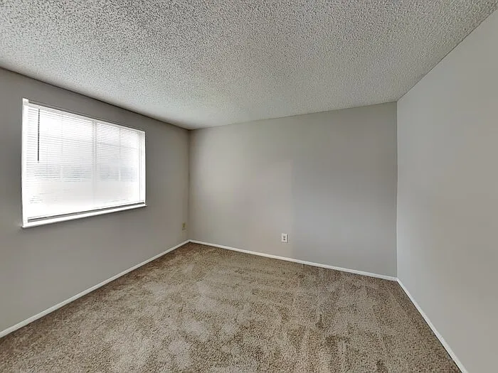3025 Oneida Rd — Photo 12