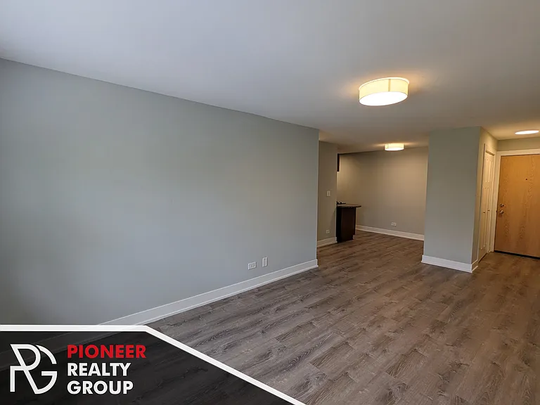 455 W Barry Ave #445-514 — Photo 1