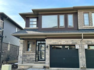 61 Soho St #13, Hamilton, ON L8J0L4