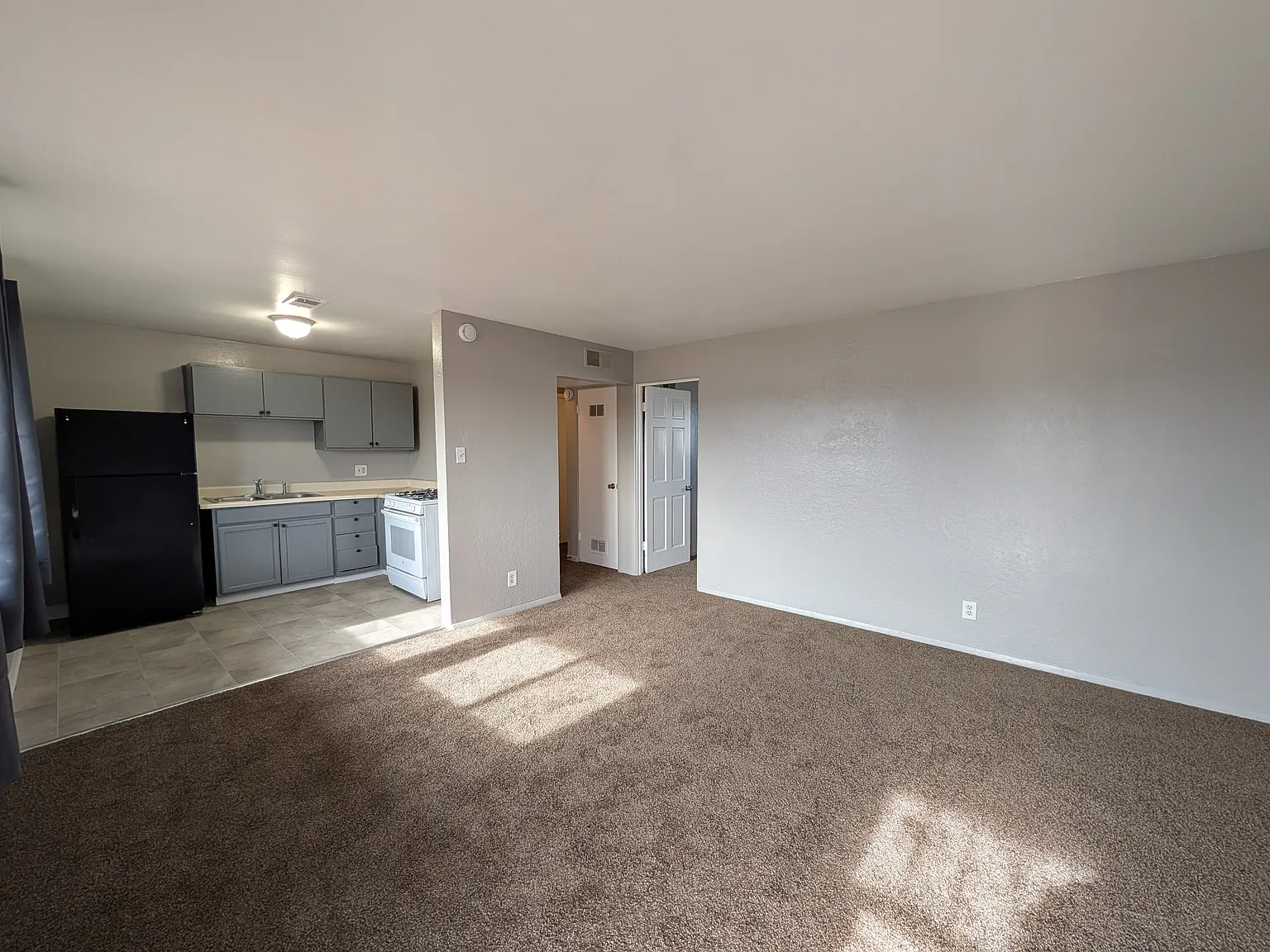 1 bed, 607 sqft, $1,275 — Photo 4