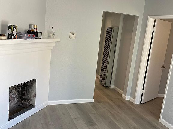 4th image of 1721 Julian Ave