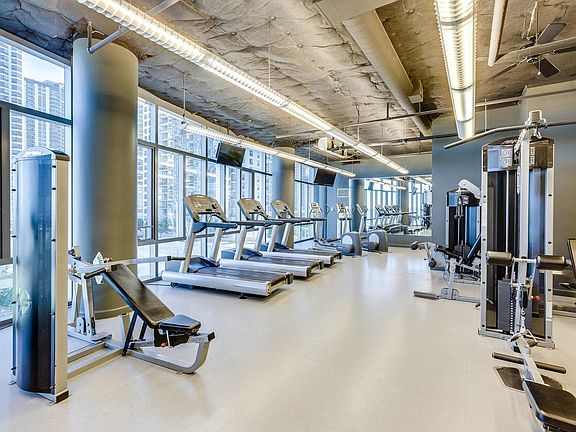 5th image of 450 E Waterside Dr Unit 907