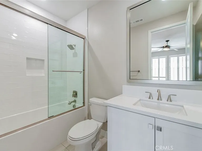 125 Turnstone — Photo 27
