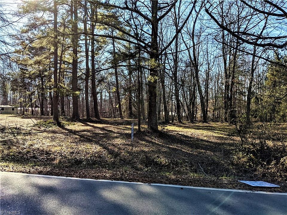 1st image of 5221 Skylark Dr