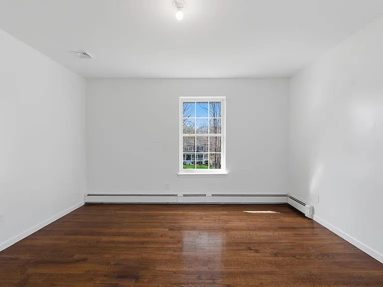 600 Twin Arch Rd — Photo 11