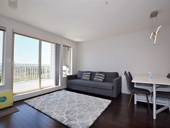 2nd image of 3737 Pender St #15