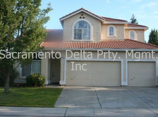 8802 White Peacock Way, Elk Grove, CA 95624