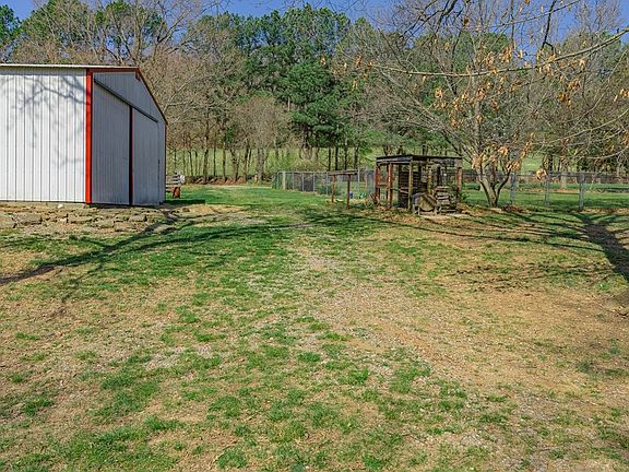 5th image of 20096 Hidden Valley Rd