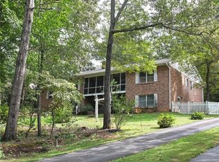 11 Arnie Dr, Etowah, NC 28729