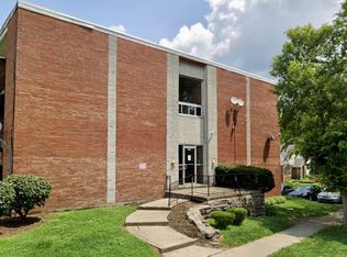 1702 Berkley Ave #10, Cincinnati, OH 45237