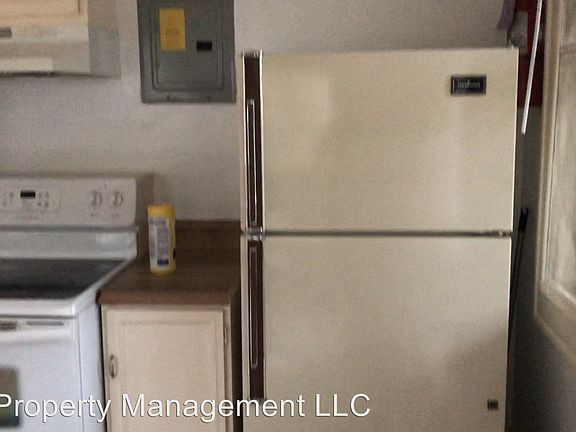3rd image of 1411 E Central Blvd