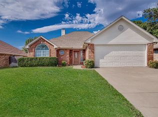 1404 Hyde Park Blvd, Cleburne, TX 76033