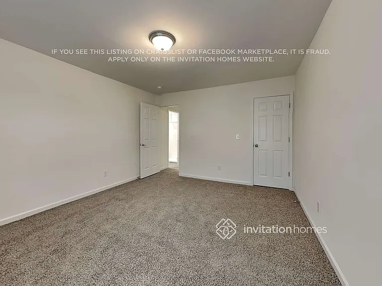 40 Luzelle Dr — Photo 13