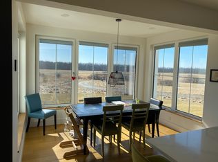 323 Meadow Glen Dr, Middlebury, VT 05753