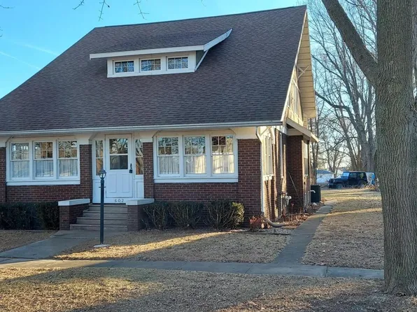 602 Main St, North Henderson, IL 61466