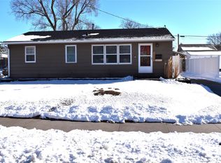 4005 66th St, Urbandale, IA 50322