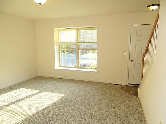 3rd image of 233 Ammon Ave