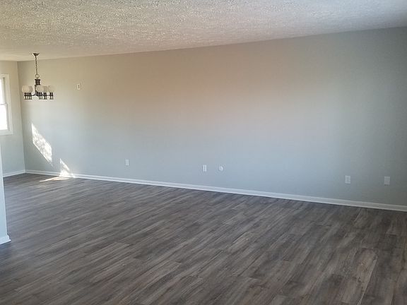 living/dining area