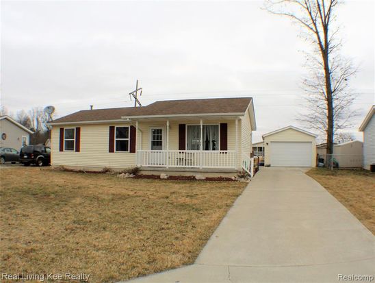 1230 Quain Ln Port Huron Mi 48060 Zillow
