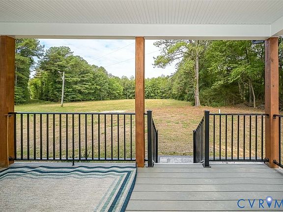 5th image of 368 Greenbriar Rd