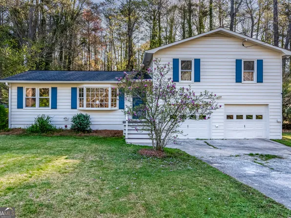 3090 Karen Ln, Marietta, GA 30062