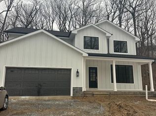 77 Spring Rd, Malvern, PA 19355