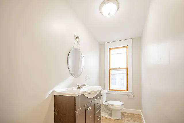 25 Thornley St #2 — Photo 6